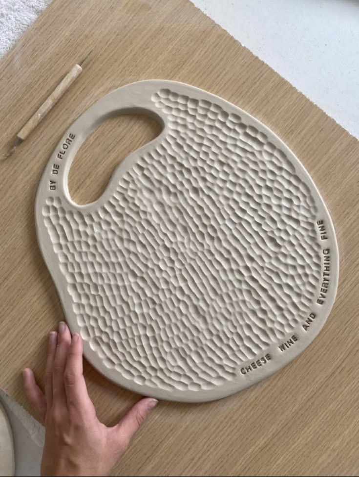 Hand shaping workshop / July 4, 10am /